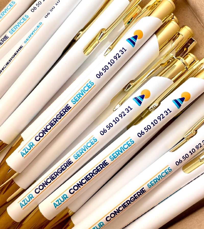 Crayons personnalisés - AZUR Conciergerie Services